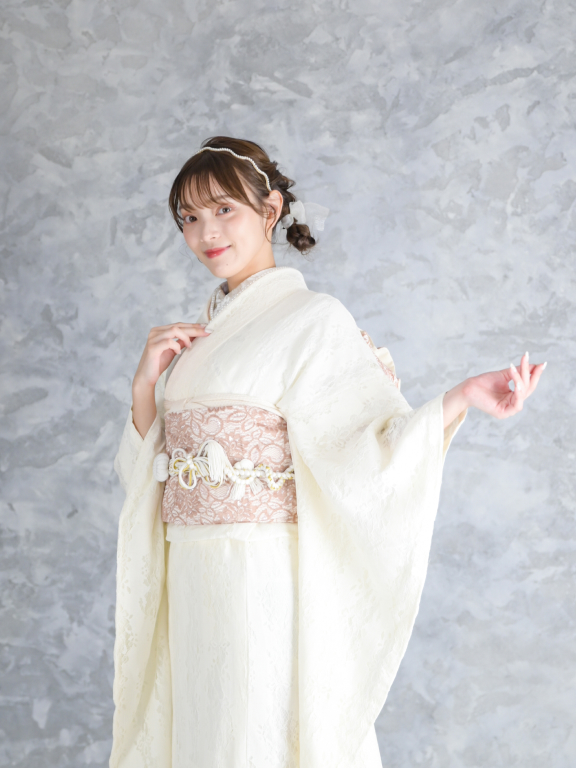 振袖を着た女性