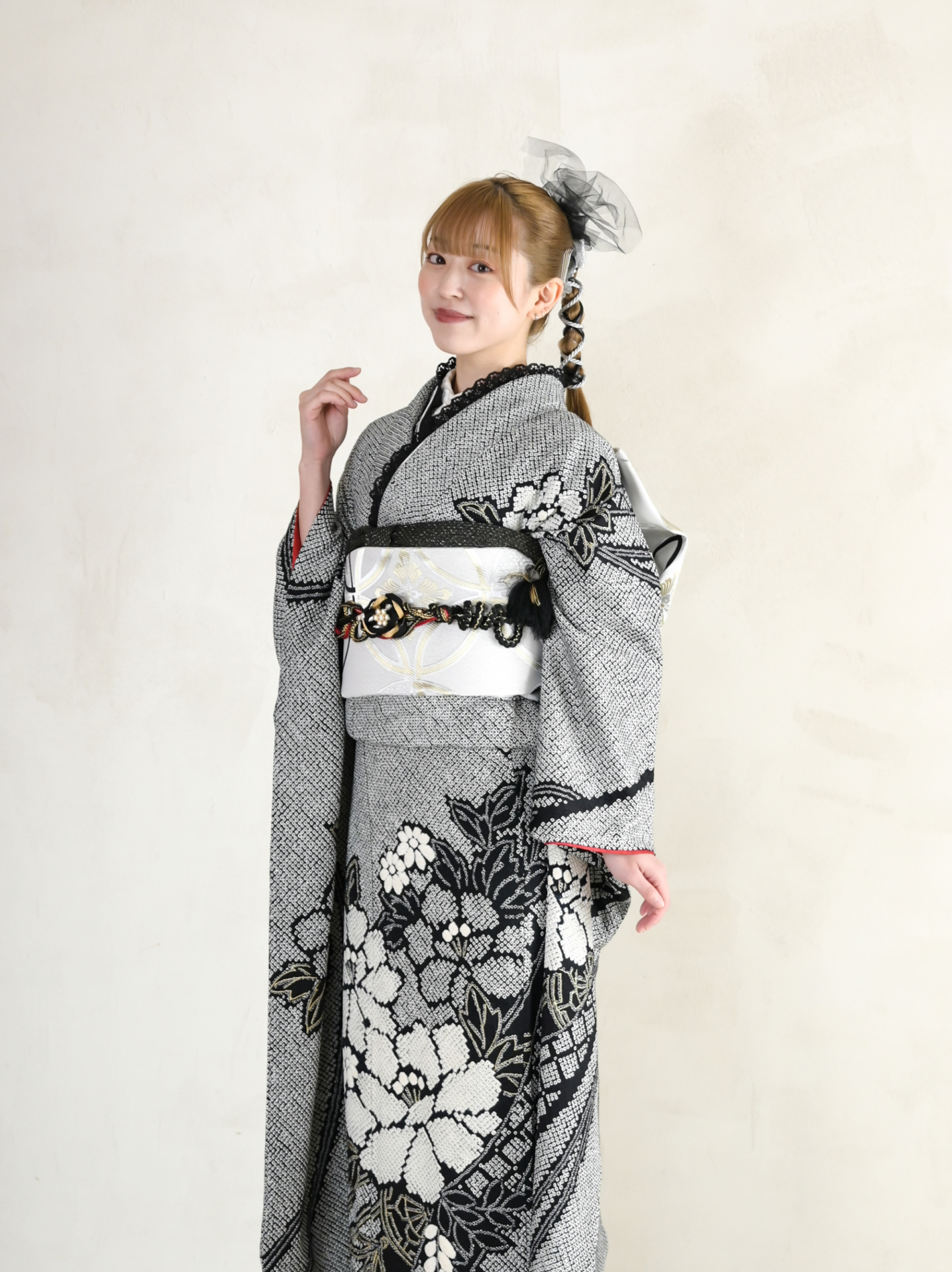振袖を着た女性
